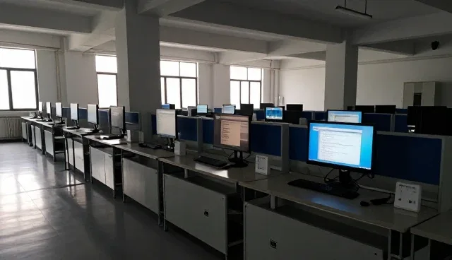 课程资源开发在教学实践中的多样化应用场景分析